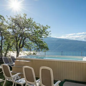 Vakantiehuis Piccola Meraviglia Sul Garda, Muslone