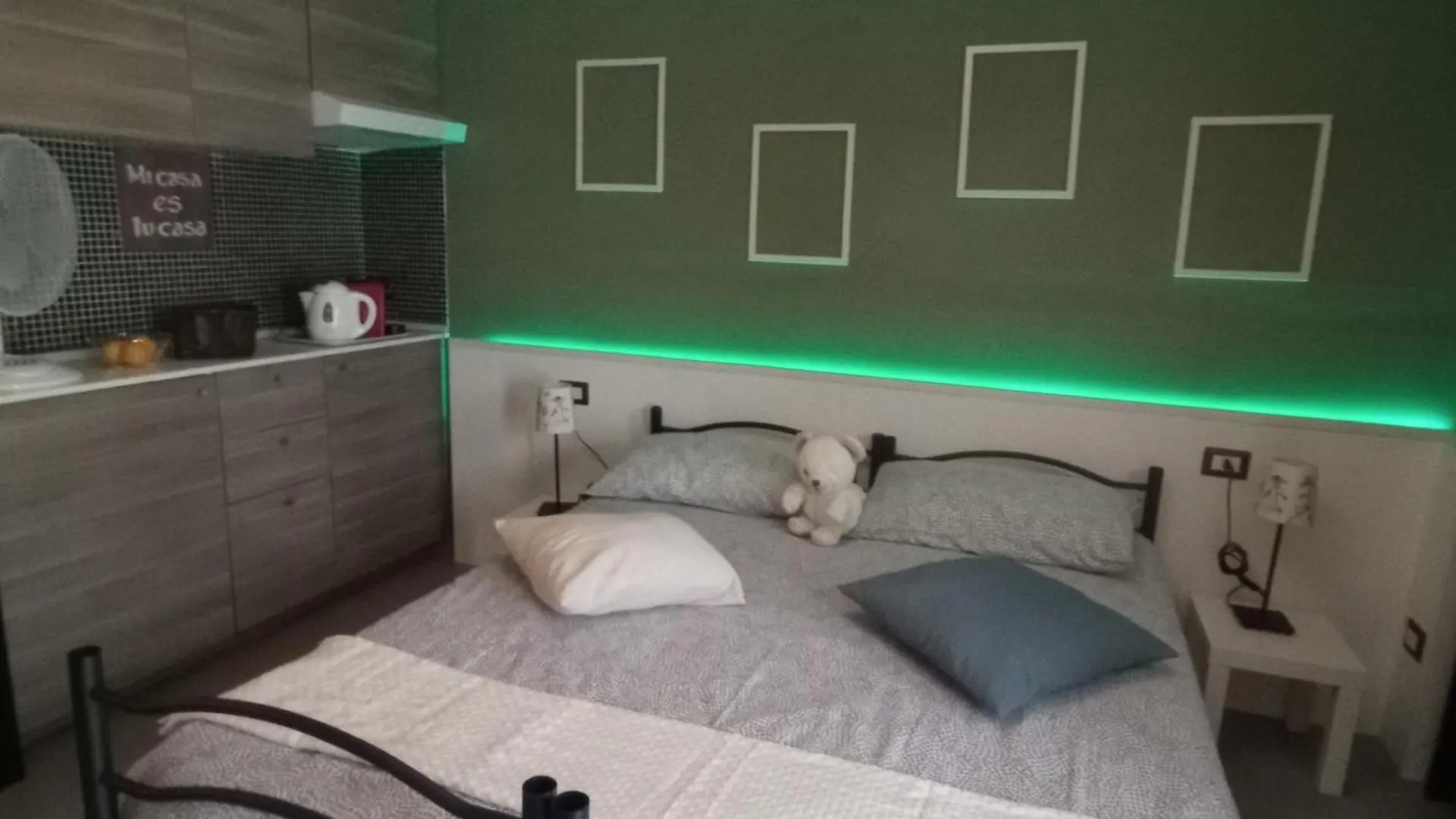 Apartment Villa Verde Bed And Breakfast Uggiate-Trevano Italy